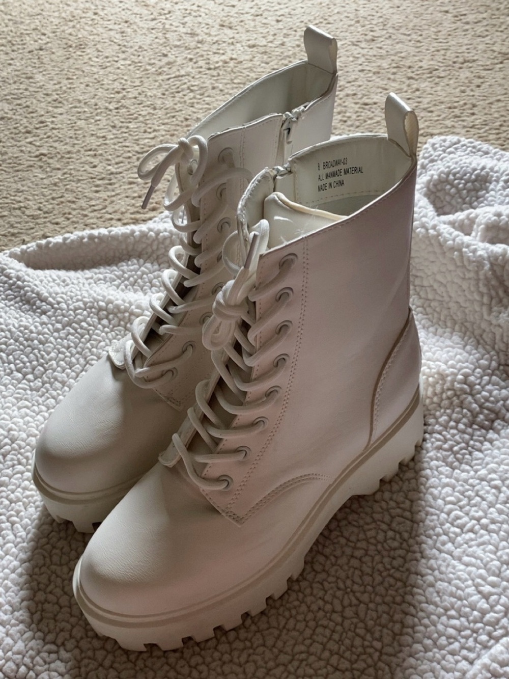 Helium’s Rouge Chunky Lace-Up Combat Boots 🤍